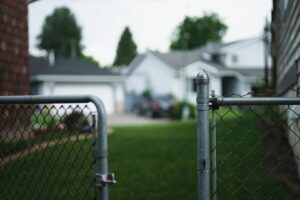 Quelles sont les règles applicables en matière de clôtures ?